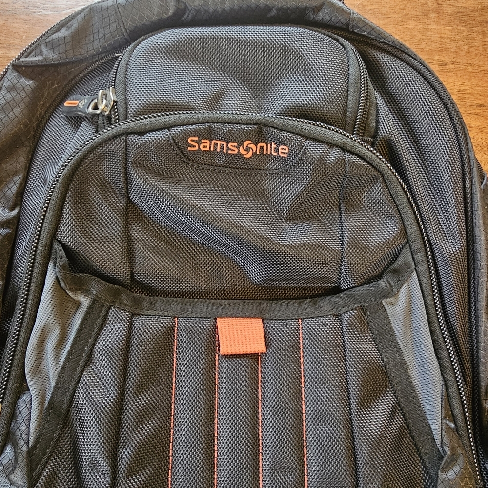 Samsonite Tectonic 2 Backpack Large Electronic Ai… - image 2
